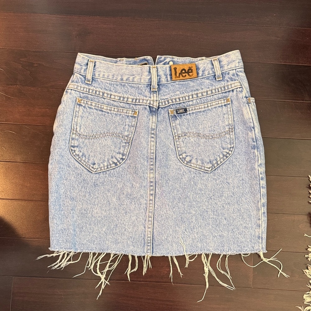 Vintage Lee Frayed Hem Light Blue Denim Mini Skirt